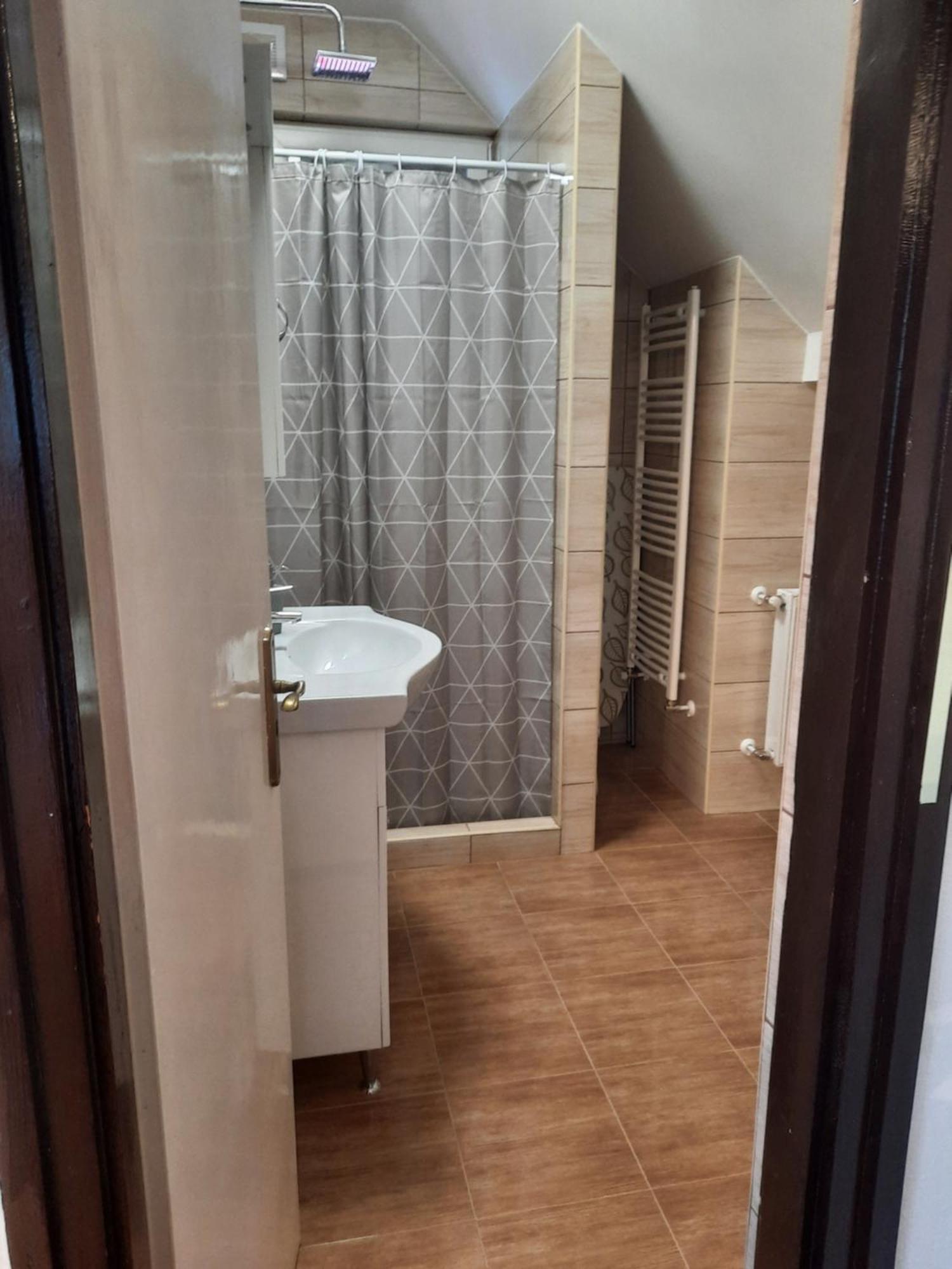 Appartement Galeria Vendeghaz à Hajdúszoboszló Extérieur photo