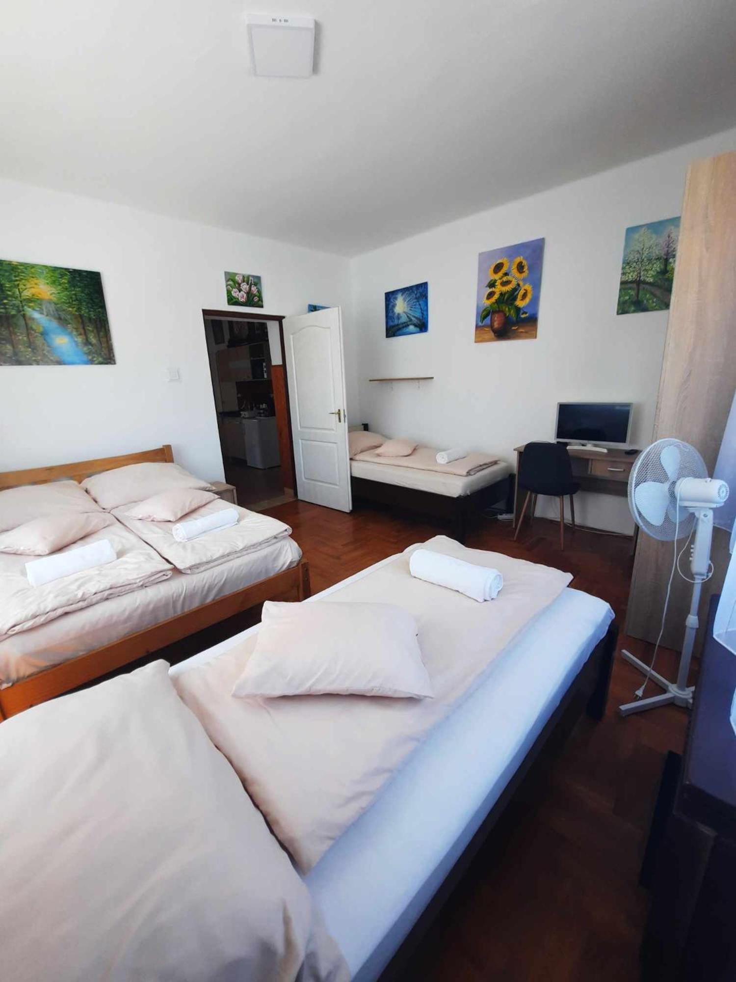 Appartement Galeria Vendeghaz à Hajdúszoboszló Extérieur photo